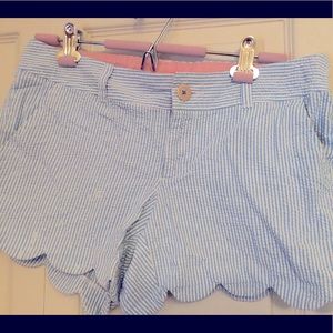 Lilly Pulitzer size 6 seersucker shorts.